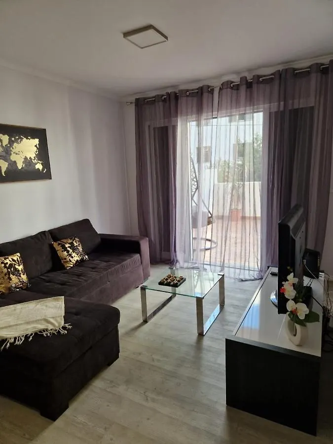 Lovely Apartment Funchal Φουνκάλ